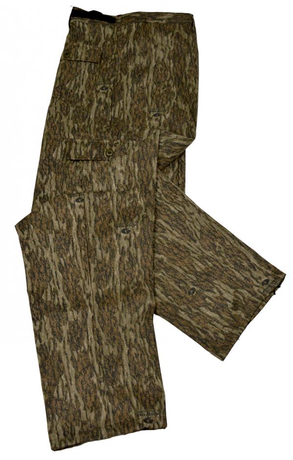 Mossy Oak Bottomland Camo Clothes 